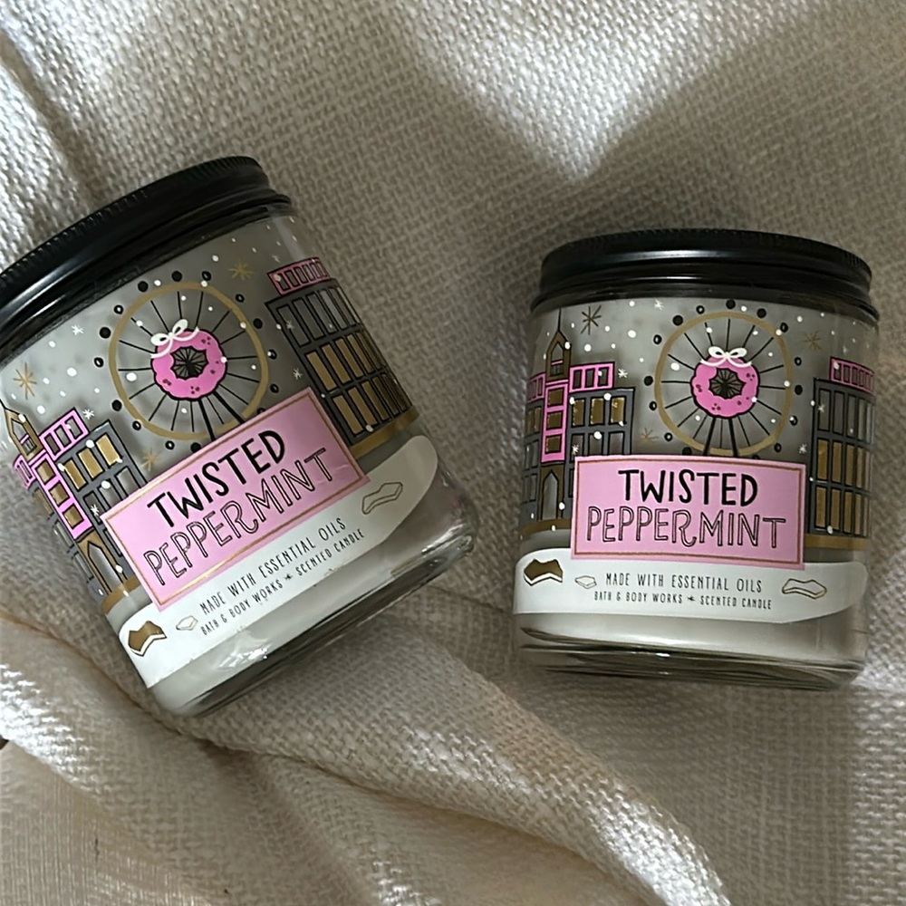 Bath and body candles, X2 twisted peppermint NEW 7oz one wick